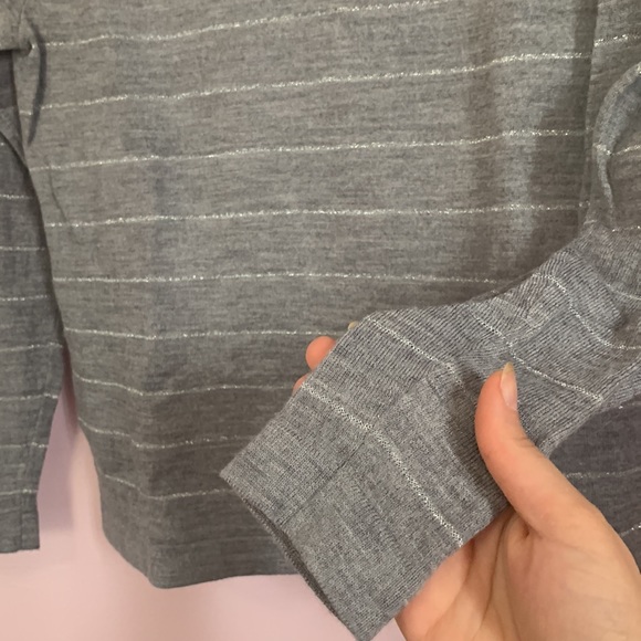 Banana Republic gray/sliver merino extra fine wool long sleeves size s striped - Picture 3 of 12